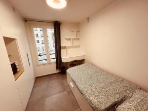 Charming Studio near Châtelet Saint Sauveur