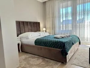 Apartament komfortowy z dwoma sypialniami i balkonem - 哈伊努夫卡