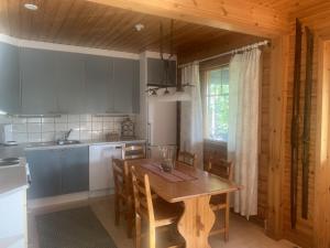 Tahkon Riihiranta - 4 bedroom villa with lake view - Tilava mökki rantanäkymin