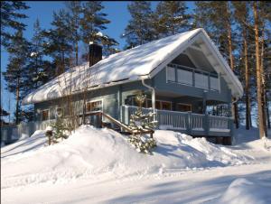 Tahkon Riihiranta - 4 bedroom villa with lake view - Tilava mökki rantanäkymin