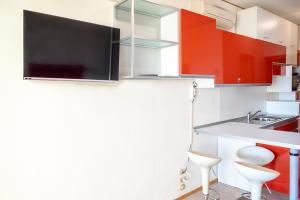 Senigallia, bilocale fronte mare con giardino - SE040