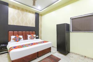 FabExpress GS Residency - Dashashwamedh Ghat