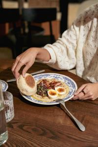 EASY RENT Apartments- Fontana Boutique