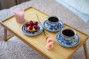 Stara Praga Apartment - Top Location, Balcony - by Rentujemy