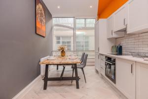 Seaside Sanctuary l Near Brighton Beach l Quiet Location l 3BD