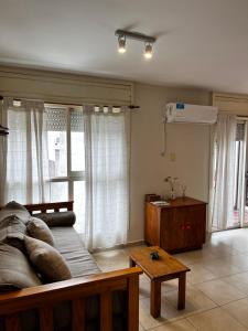 El Abrojal - Departamento con Estacionamiento , zona Patio Olmos