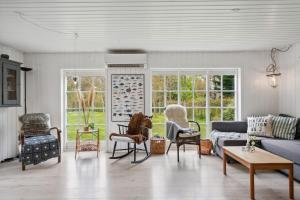 Cosy And Charming Holiday Home With Lovely Terraces, Conservatory, Annexes And A Large Natural Plot Just A Few Minutes Walk From The