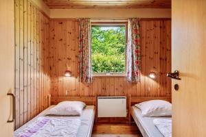 Authentic And Cosy Holiday Home On A Large Natural Plot Close To The Child-Friendly Bønnerup Beach And The Charming Fishing Harbour