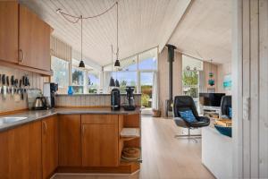 Lovely Holiday Home On Helgenæs With Panoramic Views