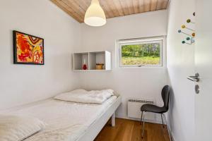 Beautiful Holiday Home On Mols With Sea View