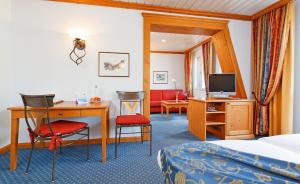 Double Room Comfort Plus with Sitting Corner and Balcony room in Derby Swiss Quality Hotel