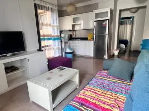 Ain Sokhna- Lovely Challet w garden overlooking pool - 埃兹扎法兰纳