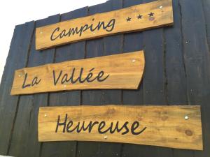 Campings Camping de la Vallee Heureuse : photos des chambres