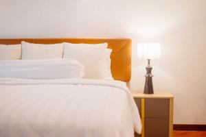 CBD Studio2 at Next to Sun Plaza Mall!