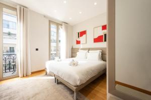 DUPLEX 145m Private Terrace and Elevator