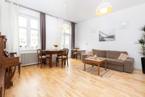 Klimatyczny i Jasny Apartament 3city w Gdyni z Dwiema Sypialniami by Noclegi Renters
