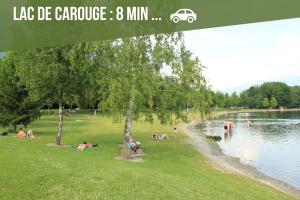 Appartements Au pied du chateau- Parking Wifi jardin - CLG Savoie : photos des chambres