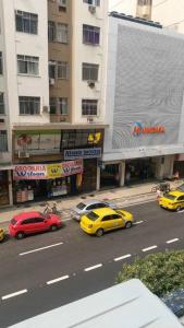 Quarto c ar-condicionado em apê em Copacabana