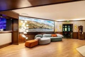 Hotel Corona & Spa - ريفيسوندولي