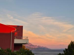 Villasanta De Luxe Apartments with Pool