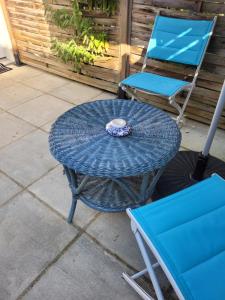 Petite Maison avec son jardin et accès indépendant à 14 mn de paris