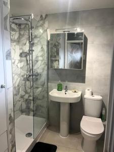 Cosy flat in Romford, 30 mins from London City