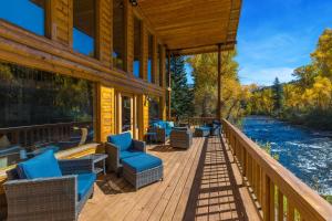 Riverside Haven - Ubytování bez kategorie ve městě South Fork