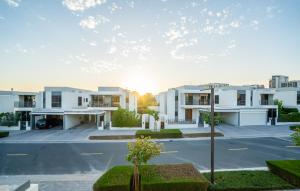 NewArabian Sidra 3 Villa 4 BR and Maid with Pool