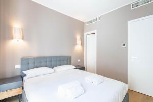 Easylife - Milano - Buonaparte 68S - Castello Sforzesco