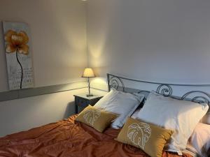 Appartement charmant à La Ferrière-aux-Étangs avec jacuzzi - 42 m²