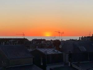 Appartements La Normandie en bord de mer : photos des chambres