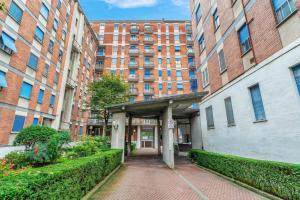 Fondazione Prada Olimpiadi La Piuma