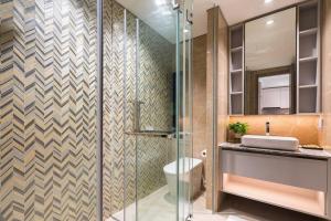 Opera 1BR The Metropole D2 River view