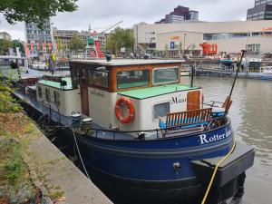 Houseboat holiday apartments Rotterdam