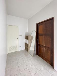 Sunny Rayong Townhouse