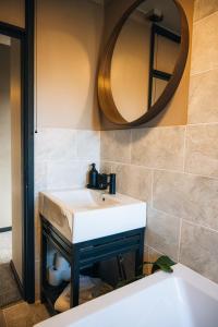 The Hideaway - Stratford Upon Avon - Central - Free Offstreet Parking