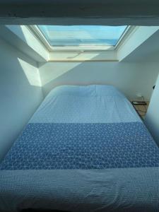 Charmant petit appartement vue mer et corniche Esterel