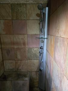 SHALE BEACH HOUSE: 3-Bedroom House with Private Beach Access.