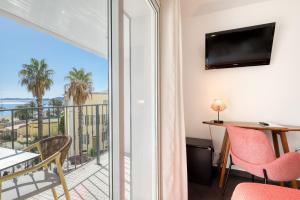 Hotels Anglade Hotel : photos des chambres