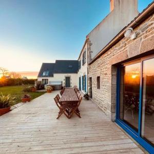 Maisons de vacances Maison Maillots et Bigorneaux, 15 pers, jacuzzi, 40m de la mer : photos des chambres