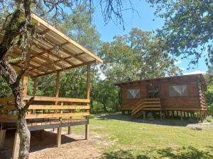 Cabaña Sigel en el rio, RUNA YAKU