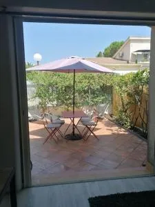 Mini villa en bord de mer avec espace extérieur - 博尔戈