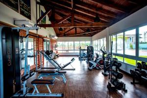 Apartamento 34 decorado em condomínio frente mar