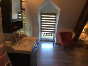 B&B / Chambres d'hotes Sejour gourmand et reposant pres des Chateaux de la Loire - FR-1-591-707 : photos des chambres