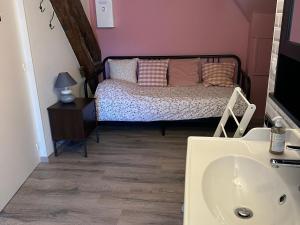 B&B / Chambres d'hotes Sejour gourmand et reposant pres des Chateaux de la Loire - FR-1-591-707 : photos des chambres
