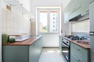 Walk-Ostia - Central New Condo