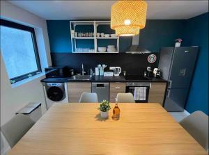 Appartements A1 neuf 2023 - ORLY - PARIS EXPO - 5 chambres - 16 couchages : photos des chambres