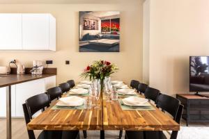 Standing 4 chambres et 4 salles de bains face marché de Wazemmes Lille