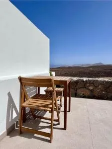 RØFE La Santa - Ла-Санта