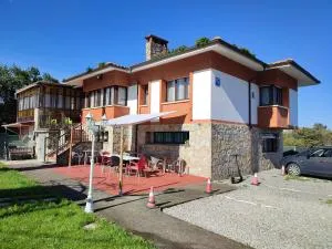 Casa Vacacional - Family House Gijón - Deva